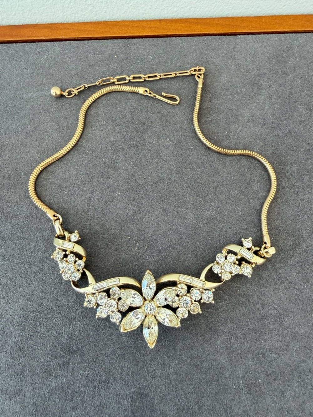 Vintage Coro Gold-Tone  Flower Statement Necklace